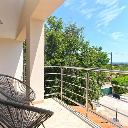 House 2273 Holiday home *