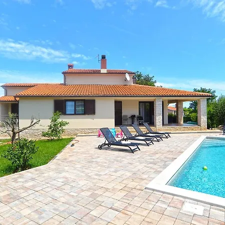 House 2273
